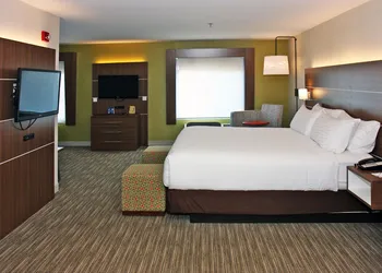 Holiday Inn Express Branford-New Haven by IHG hotel thumbnail 6