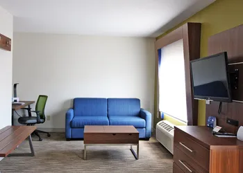Holiday Inn Express Branford-New Haven by IHG hotel thumbnail 7