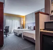 Courtyard Marriott Waldorf hotel detail image 3