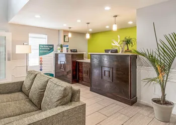 Quality Inn Gallatin - Nashville Metro hotel thumbnail 2