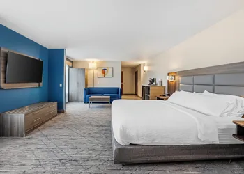 Holiday Inn Express White House by IHG hotel thumbnail 7