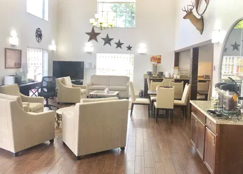 Quality Inn & Suites Kerrville hotel thumbnail 7