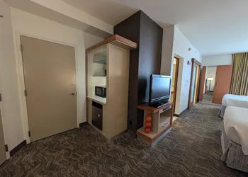 SpringHill Suites by Marriott Chicago Waukegan/Gurnee hotel thumbnail 5