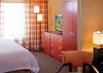 Courtyard by Marriott Ithaca Airport/University hotel thumbnail 6
