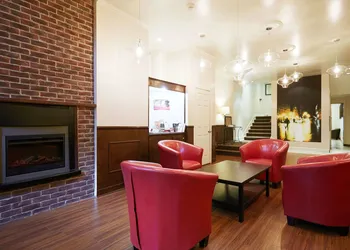 Hotel St-Denis hotel thumbnail 5