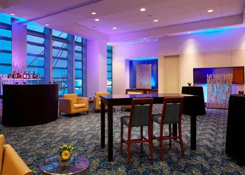 Montreal Airport Marriott In-Terminal Hotel hotel thumbnail 4