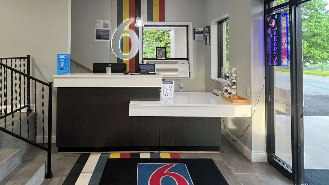 Motel 6 East Windsor, NJ - Hightstown hotel detail image 2