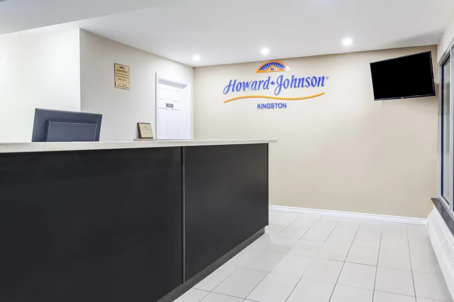 Howard Johnson by Wyndham Kingston hotel detail image 2