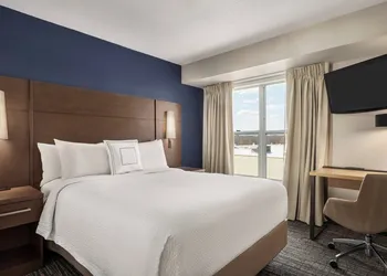 Residence Inn by Marriott Deptford hotel thumbnail 8