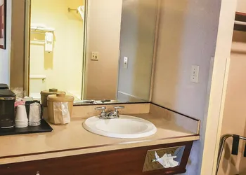 Inn America - Lewiston hotel thumbnail 8