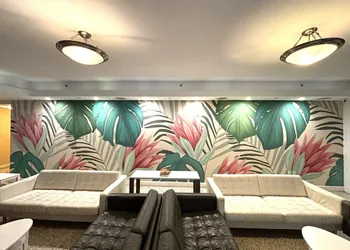Collins Hotel hotel thumbnail 7