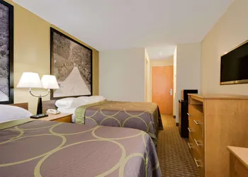 Super 8 by Wyndham Allentown hotel thumbnail 7