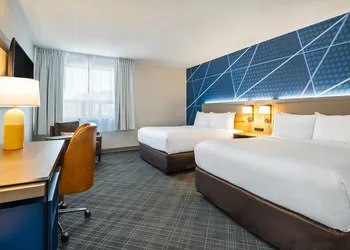 Comfort Inn & Suites Barrie hotel thumbnail 7