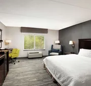 Hampton Inn & Suites Barrie hotel detail image 7