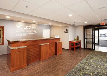 Hampton Inn & Suites Barrie hotel thumbnail 2