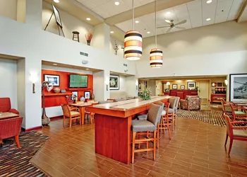 Hampton Inn & Suites Barrie hotel thumbnail 4