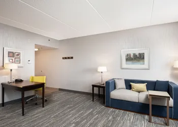 Hampton Inn & Suites Barrie hotel thumbnail 5
