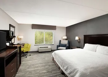 Hampton Inn & Suites Barrie hotel thumbnail 7