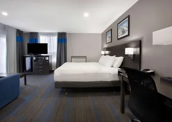 Days Inn by Wyndham Barrie hotel thumbnail 6