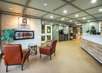 Quality Inn hotel thumbnail 5