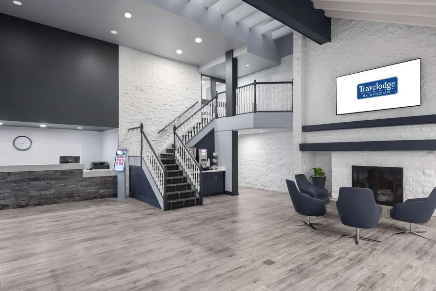 Travelodge by Wyndham Barrie hotel detail image 2