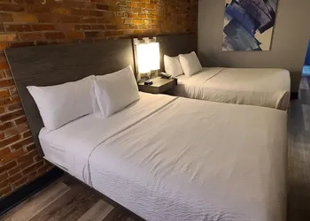 Travelodge by Wyndham Barrie hotel thumbnail 6