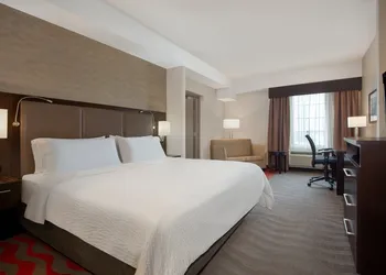 Holiday Inn Express Hotel & Suites Barrie by IHG hotel thumbnail 6