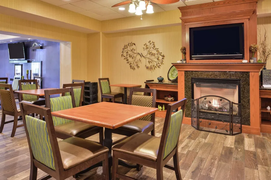 Hampton Inn Harrisonburg - South hotel detail image 2