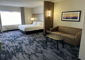 Fairfield by Marriott Inn & Suites Newmarket hotel thumbnail 7