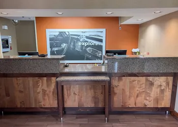 Clarion Pointe Cherokee hotel thumbnail 2