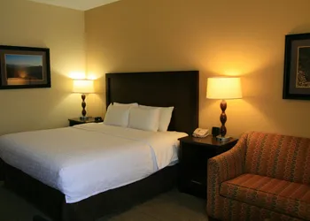 Clarion Pointe Cherokee hotel thumbnail 7