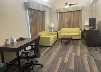 Travelodge by Wyndham Tuscaloosa hotel thumbnail 8