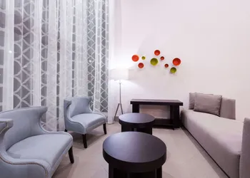 Ramada by Wyndham Tuscaloosa hotel thumbnail 2