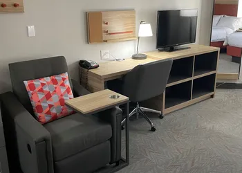 Candlewood Suites Tuscaloosa by IHG hotel thumbnail 3