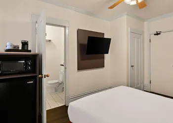 Mithila San Francisco, SureStay Collection by Best Western hotel thumbnail 8