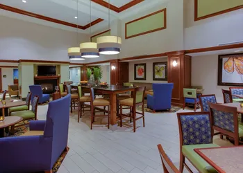 Hampton Inn & Suites Fredericksburg South hotel thumbnail 4