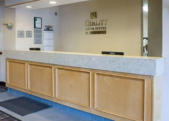 Quality Inn and Suites hotel thumbnail 7