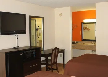 Americas Best Value Inn Fredericksburg N hotel thumbnail 4