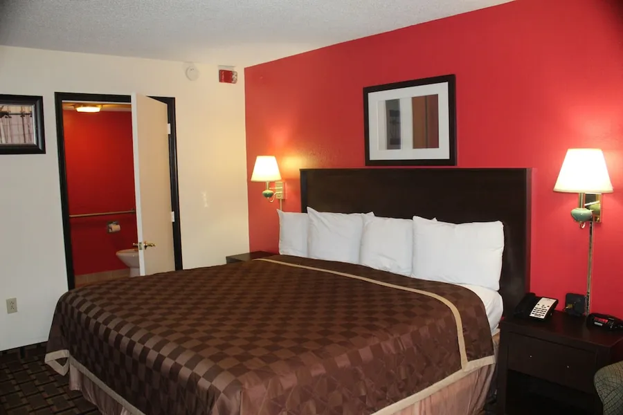 Americas Best Value Inn Fredericksburg N hotel detail image 6