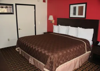 Americas Best Value Inn Fredericksburg N hotel thumbnail 7