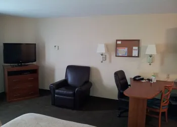 Candlewood Suites Fredericksburg by IHG hotel thumbnail 4