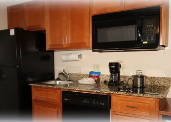 Candlewood Suites Fredericksburg by IHG hotel thumbnail 6