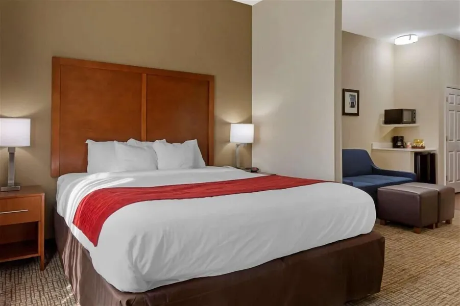 Springplace Inn & Suites hotel detail image 2