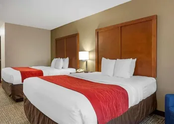Springplace Inn & Suites hotel thumbnail 5