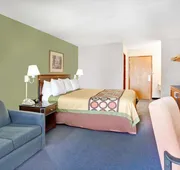 Super 8 by Wyndham West Memphis hotel detail image 4