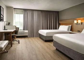 Radisson Hotel West Memphis hotel thumbnail 7