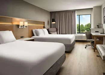 Radisson Hotel West Memphis hotel thumbnail 8