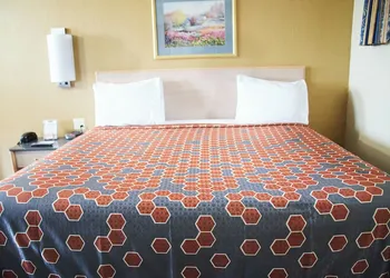 The Perrysburg Budget Inn hotel thumbnail 4