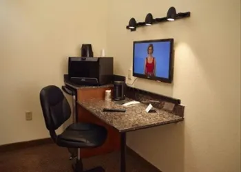 LivINN Hotel Minneapolis South / Burnsville hotel thumbnail 4