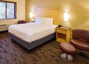 LivINN Hotel Minneapolis South / Burnsville hotel thumbnail 6